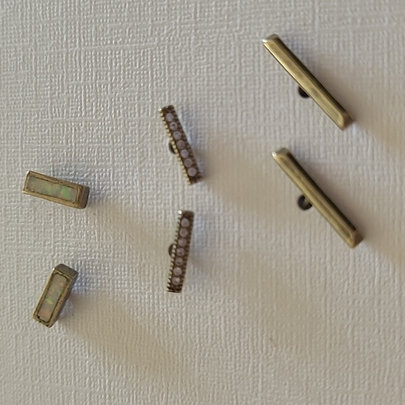 Kendra Scott earrings set - Picture 3 of 4